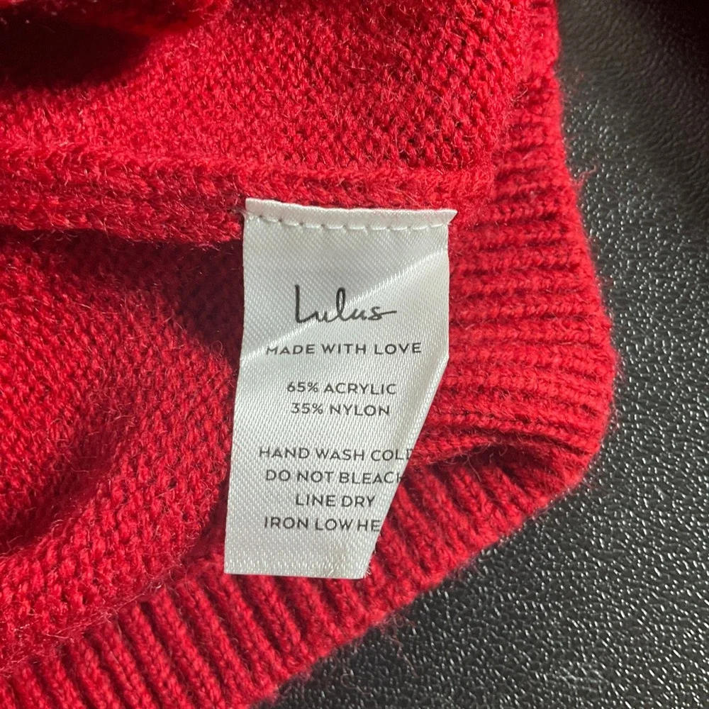 Lulus vibrant red